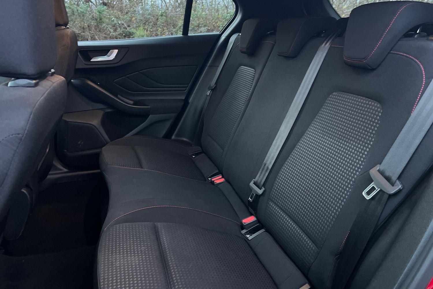 Ford FOCUS Photo 34