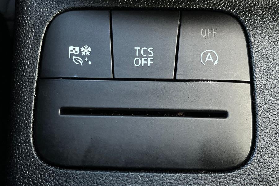 Ford PUMA Photo autoimg-b3c269923cdfb6aaa7987fd54198a9416990e045.jpg