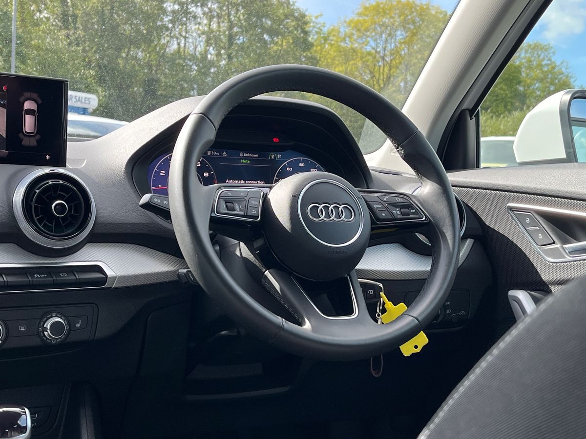 Audi Q2 Photo 14
