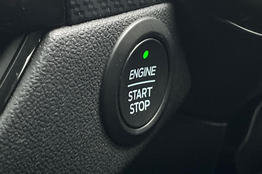 Ford Kuga Photo autoimg-b3ccb112b556ee5fc111447e9bfbc1d5c0a5a297.jpg