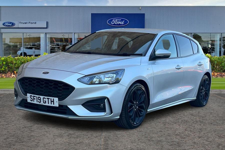 Ford Focus Photo autoimg-b3cde4467b6e2a2f2379ac786dc938851c2e73ad.jpg