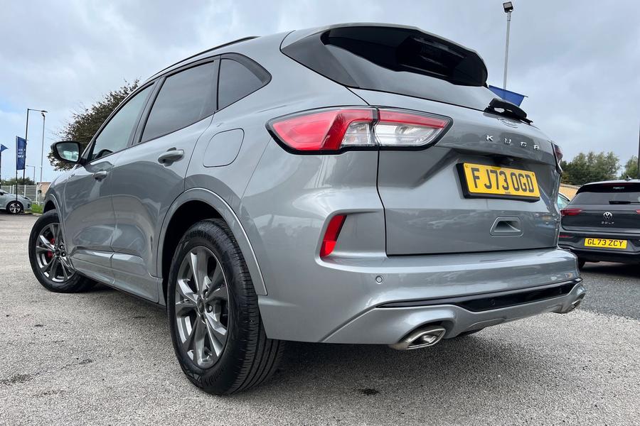 Ford Kuga Photo autoimg-b3cfced04a41352a9e9a4821d2adc8ac091abb45.jpg