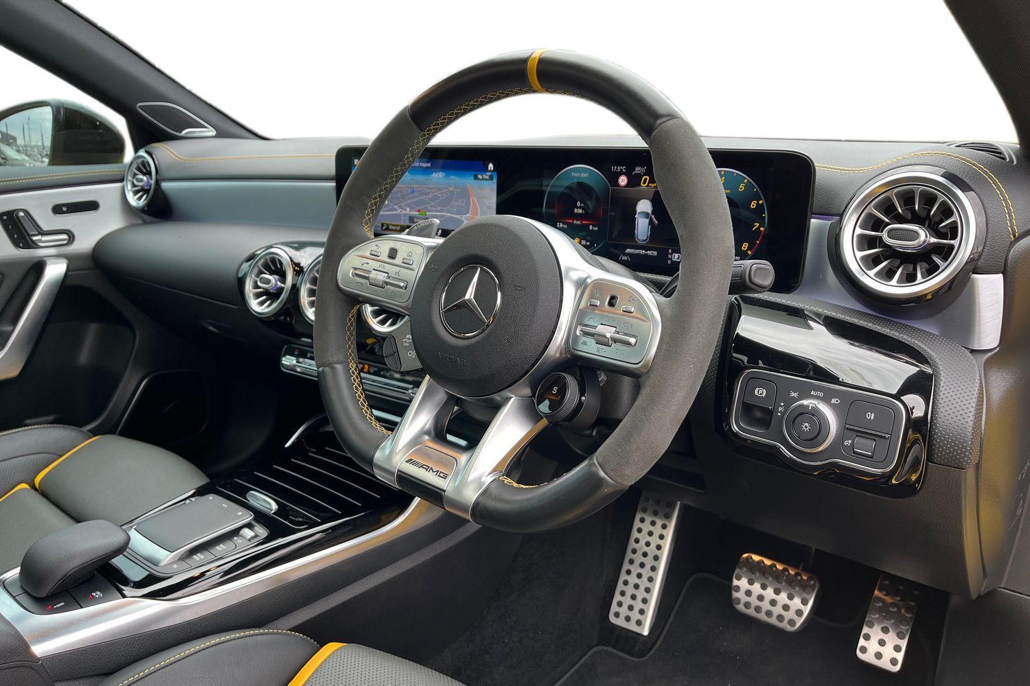 Mercedes-Benz A CLASS Photo 8