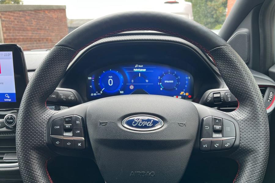 Ford PUMA Photo autoimg-b3d63596d1c56b135b971ef3fe4265ae83c859fd.jpg