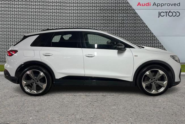 AUDI Q4 E-Tron Photo 4