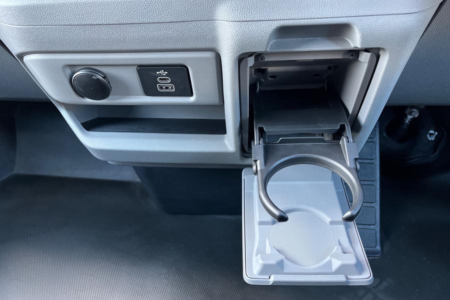 Ford E-TRANSIT CUSTOM Photo autoimg-b3e74042a93aece3bfd3232a731062bc7e1d5820.jpg