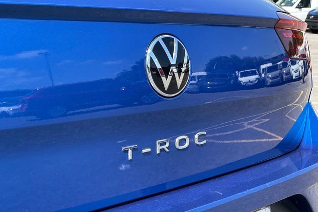 VOLKSWAGEN T-Roc Photo 21