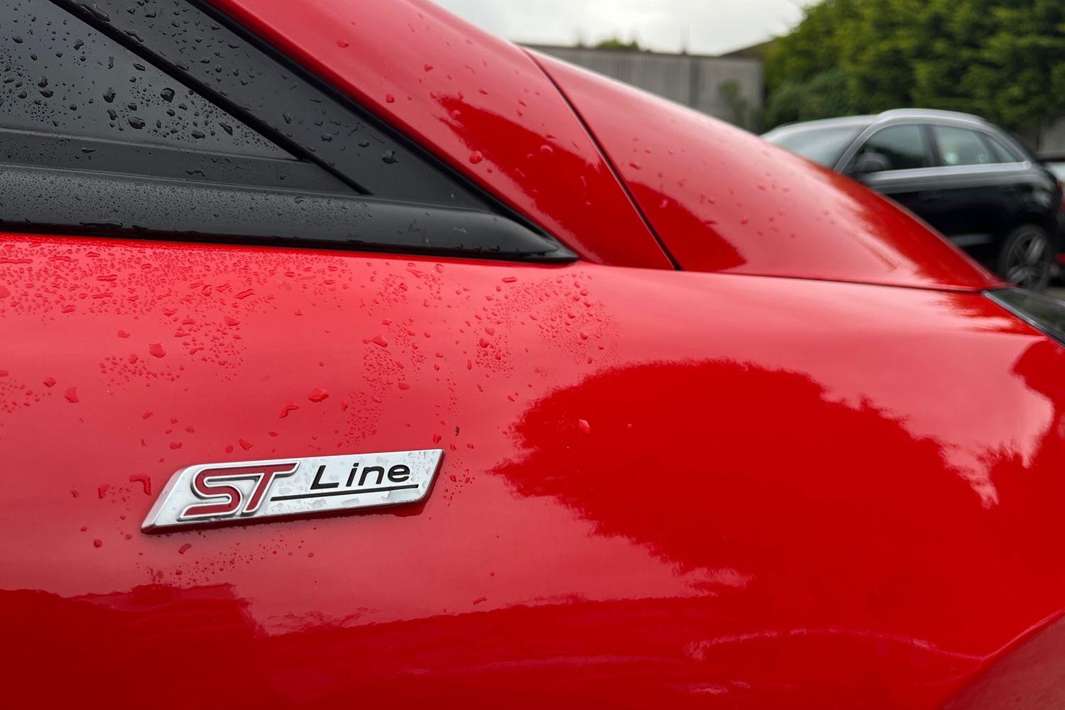Ford FIESTA Photo 23