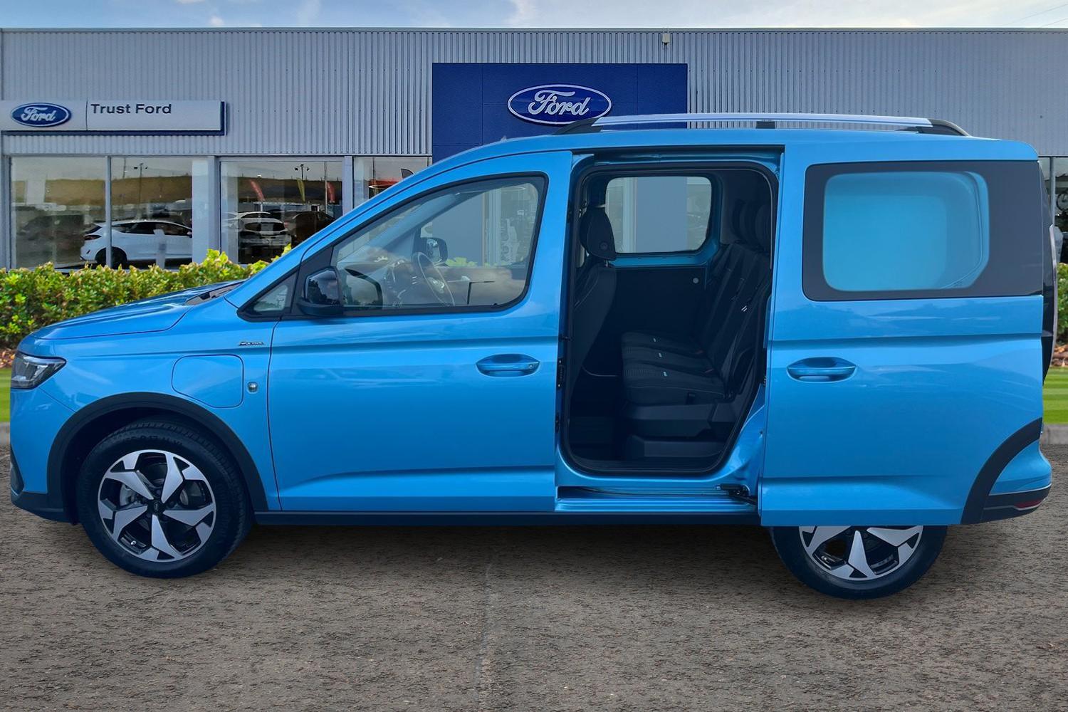 Ford TRANSIT CONNECT Photo 4