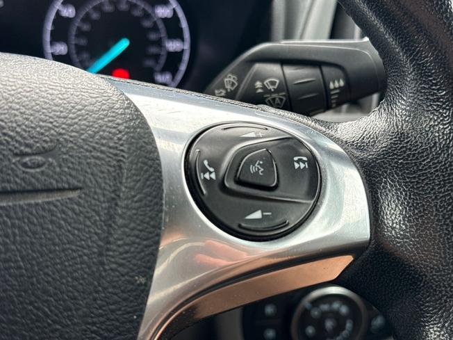 FORD Transit Connect Photo 17