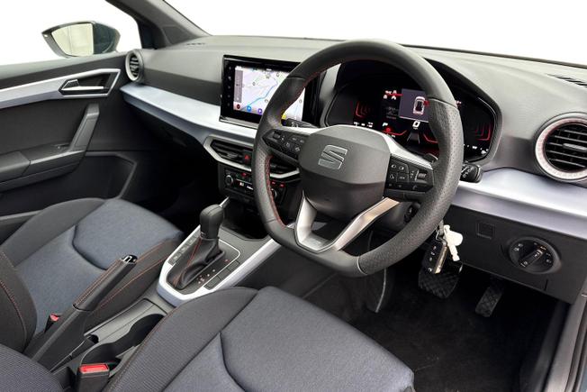 SEAT Arona Photo 6