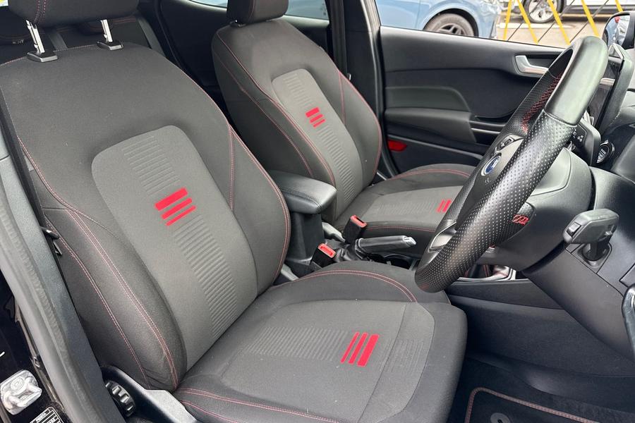 Ford Fiesta Photo autoimg-b3ea9ab2f6c90c15e1dd001128551e26e119e283.jpg