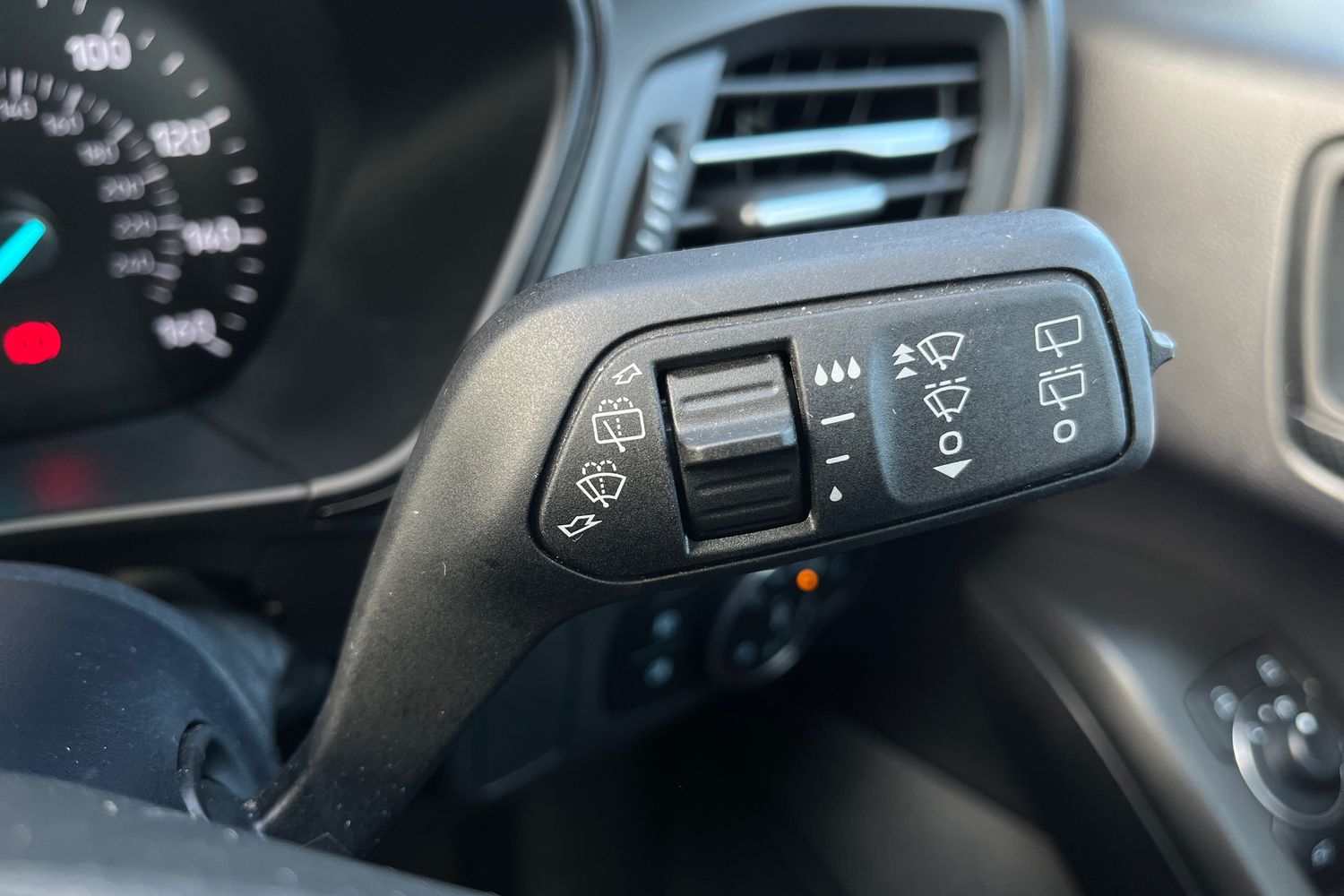 Ford FOCUS Photo 14
