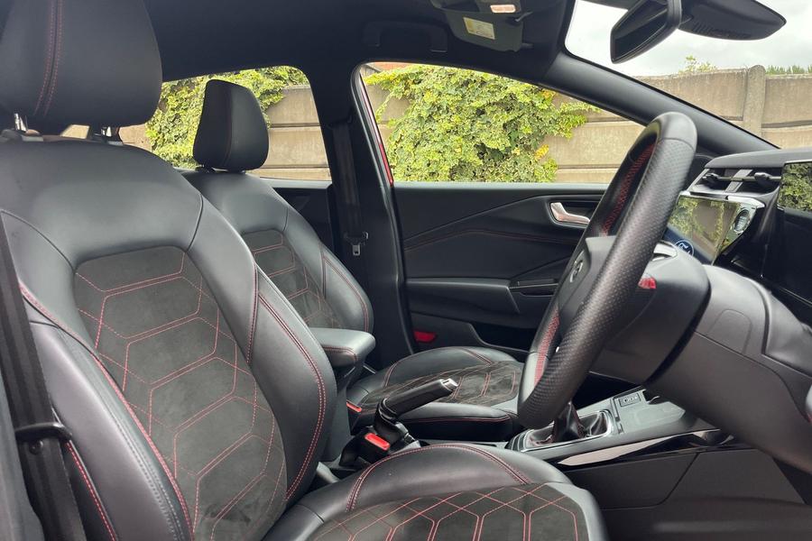 Ford PUMA Photo autoimg-b3f10af32ba976a8d04b611f913b022d3c69ce27.jpg