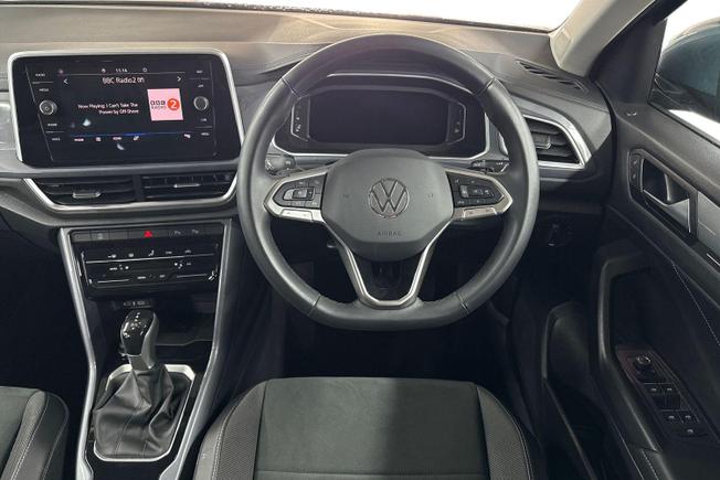 VOLKSWAGEN T-Roc Photo 11