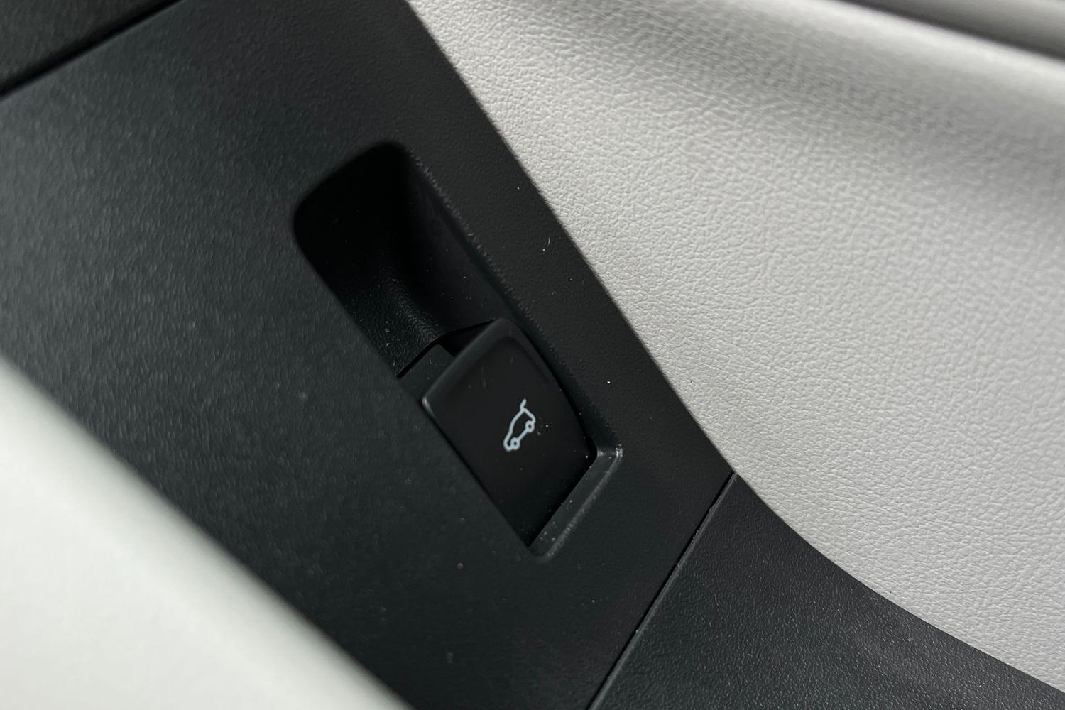 Ford Explorer Photo 35