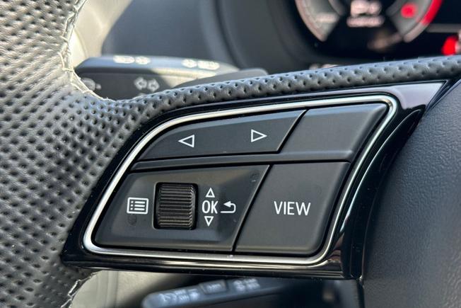 AUDI Q2 Photo 16
