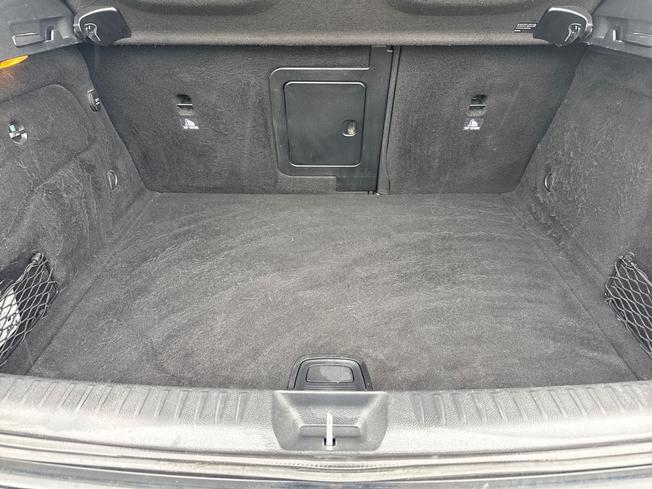 MERCEDES-BENZ Gla Photo 12