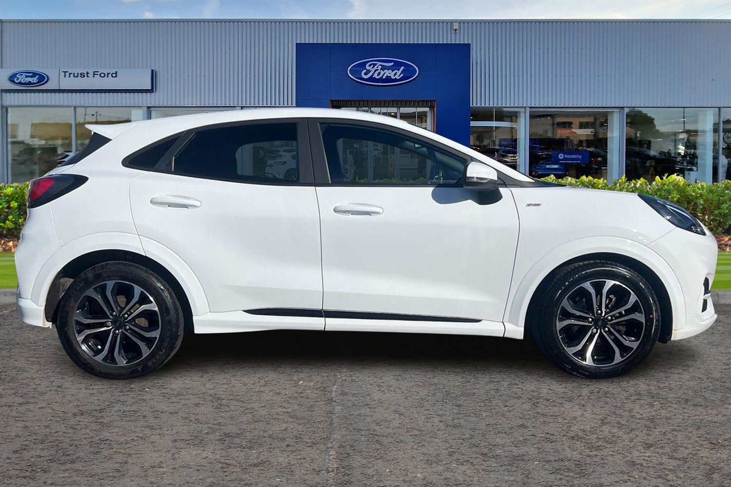 Ford PUMA Photo 2