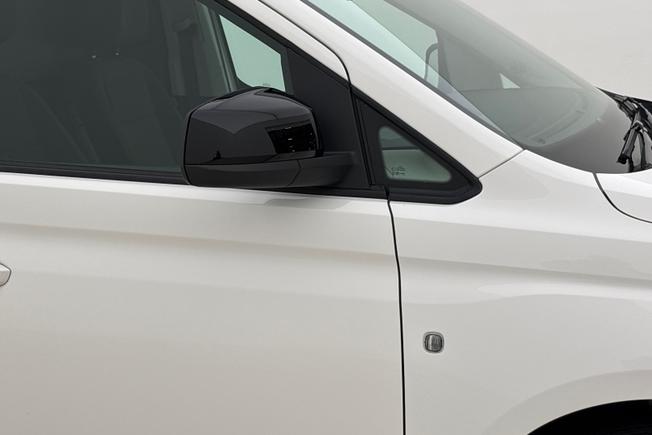 VOLKSWAGEN Caddy Maxi Photo 20