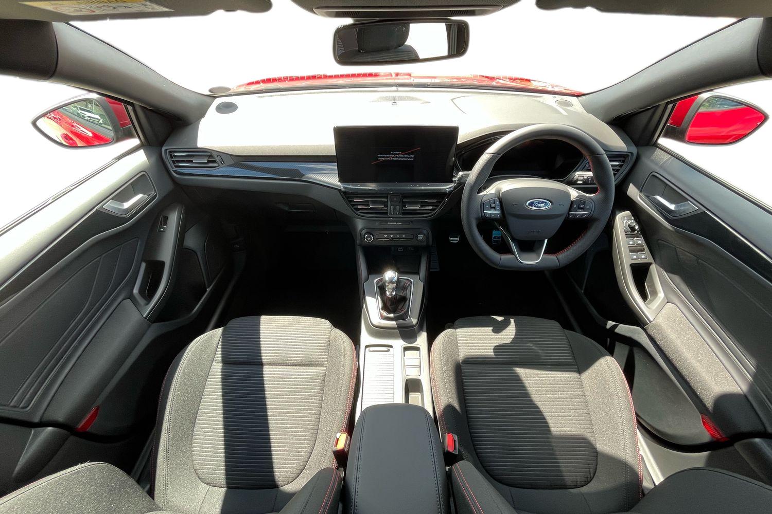 Ford Focus Photo 9