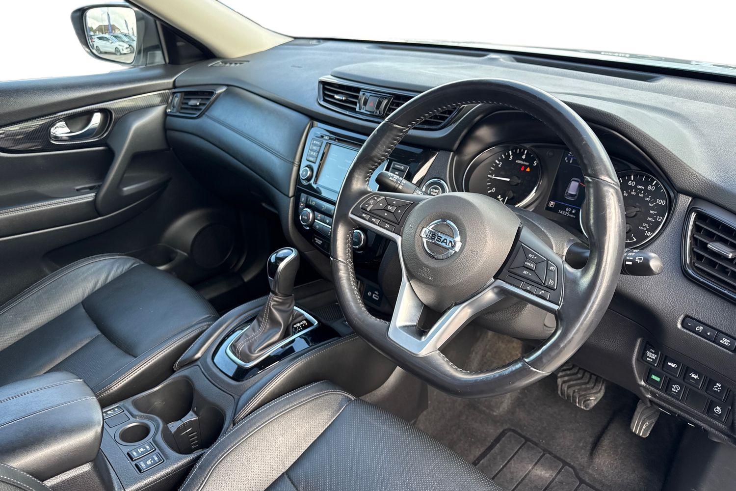Nissan X-TRAIL Photo 8