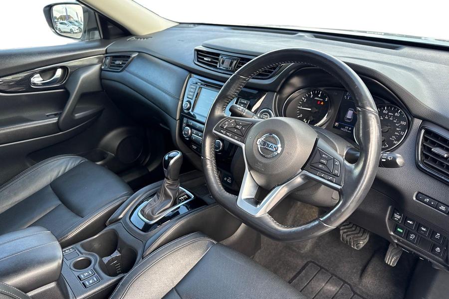 Nissan X-TRAIL Photo autoimg-b406a09abeb79f96380cec9ff1adf934fc2f94dd.jpg