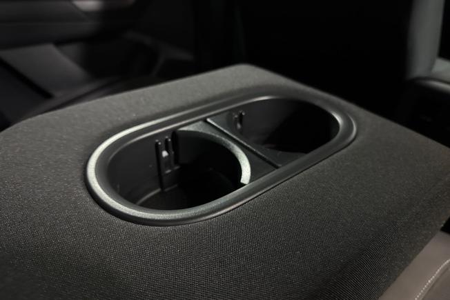 VOLKSWAGEN T-Roc Photo 33