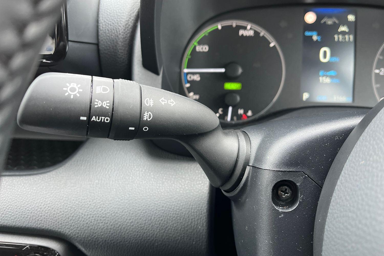 Toyota YARIS Photo 13