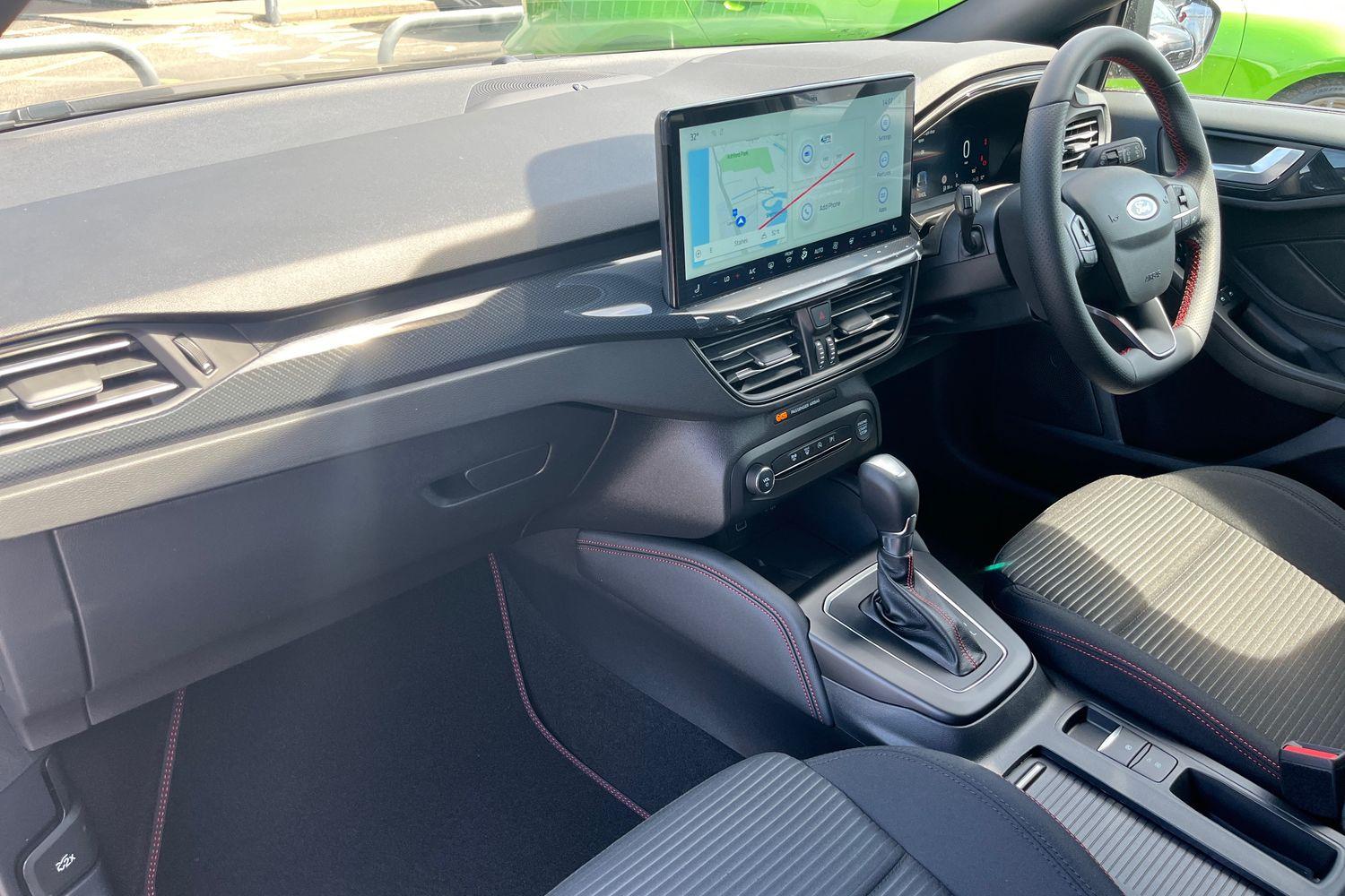 Ford FOCUS Photo 17