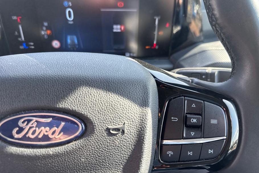 Used FORD TRANSIT CUSTOM WT24AEP 32