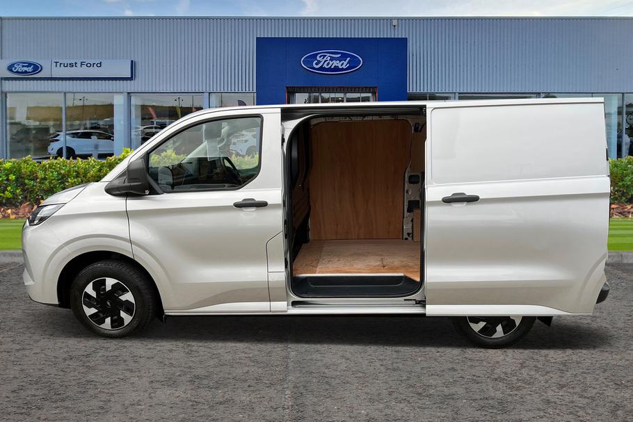 Used Ford TRANSIT CUSTOM 5