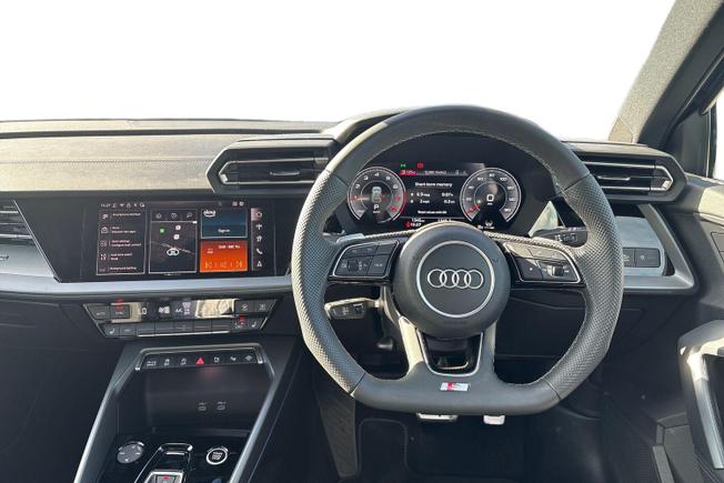 AUDI A3 Photo 12