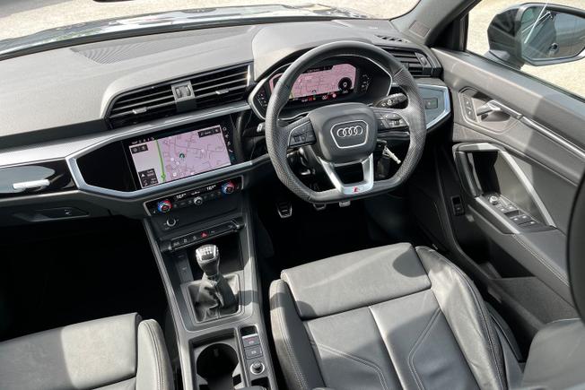 AUDI Q3 Photo 59