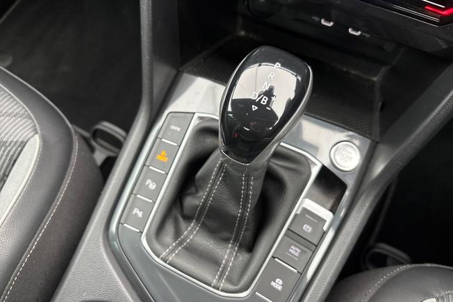 VOLKSWAGEN Tiguan Photo 29