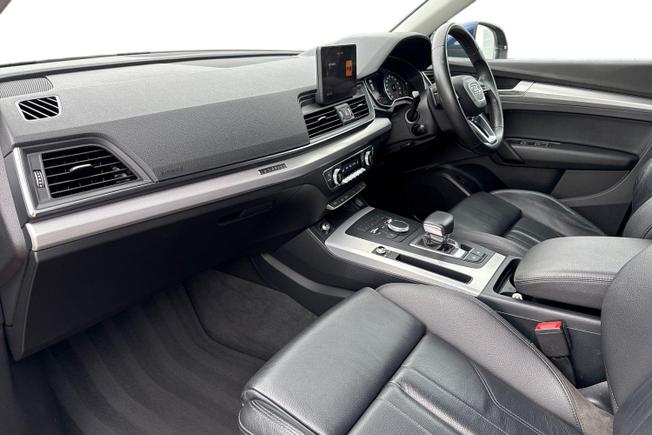 Audi Q5 Photo 2