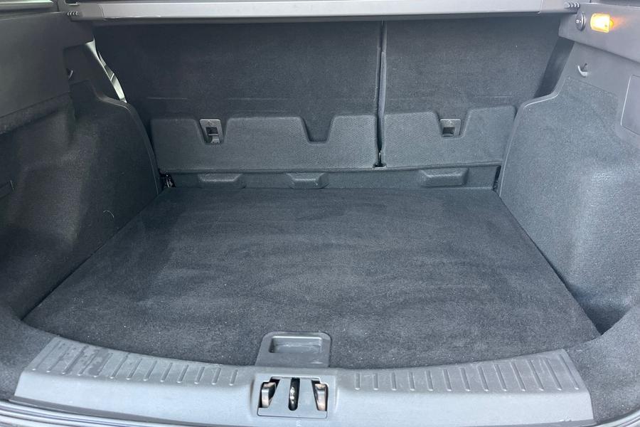 Ford KUGA Photo autoimg-b41cb286c48000a3d1df135ca6eeeae82e490117.jpg