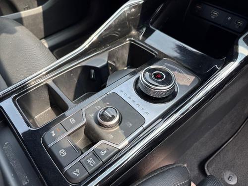 Kia SORENTO Photo autoimg-b41d2ca04d6c1bb174c7268a28c9c851bdf26575.jpg