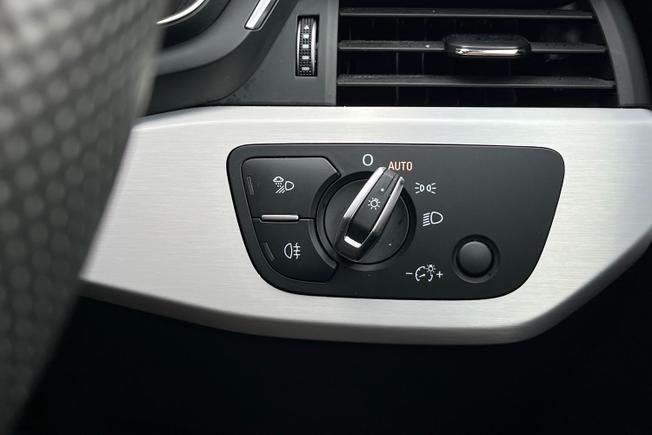 AUDI A4 Avant Photo 43