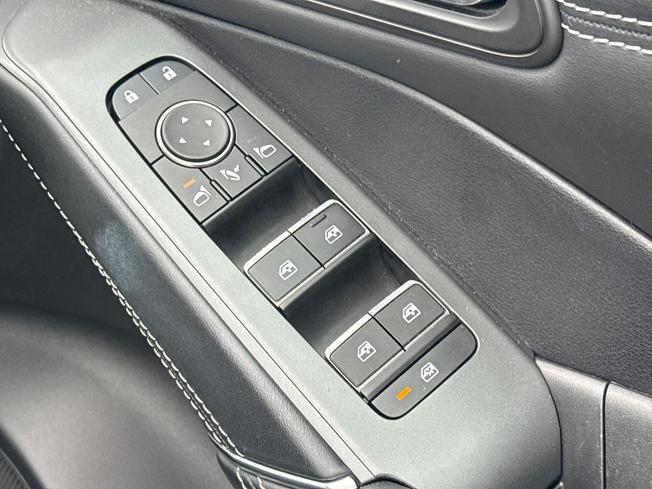 NISSAN Qashqai Photo 25