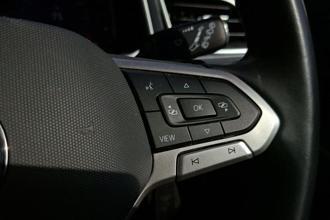 Volkswagen T-Roc Photo 17