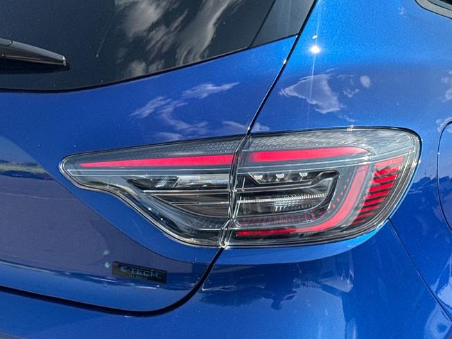 RENAULT Clio Photo 18