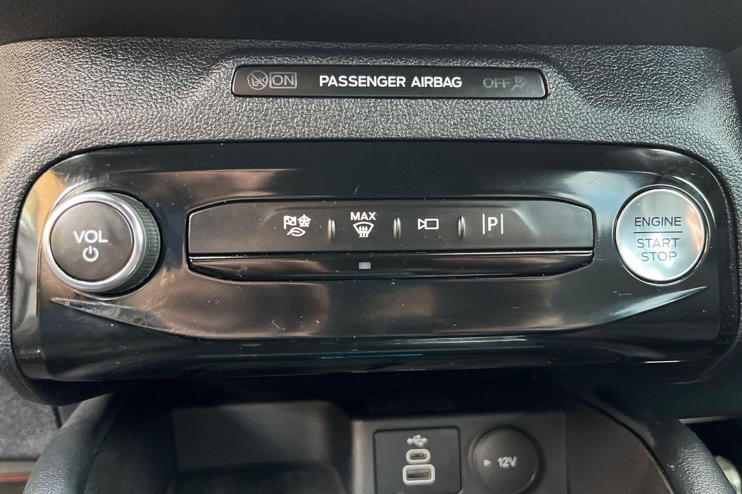 Ford KUGA Photo 31
