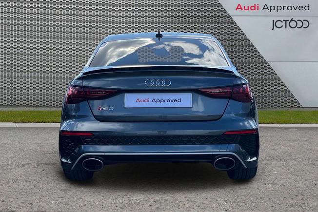 AUDI RS3 Photo 7
