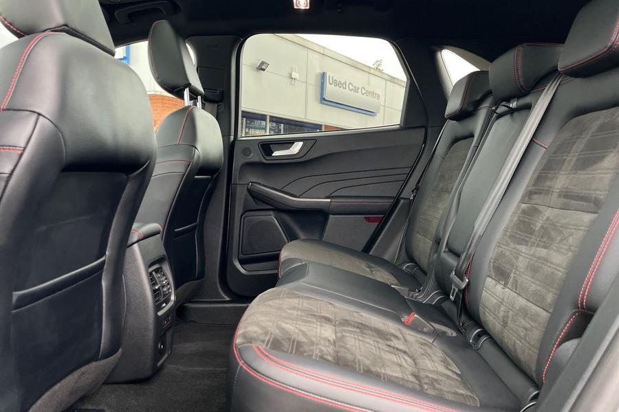 Ford Kuga Photo autoimg-b43418f699808385e716eccd824a680d7a983540.jpg