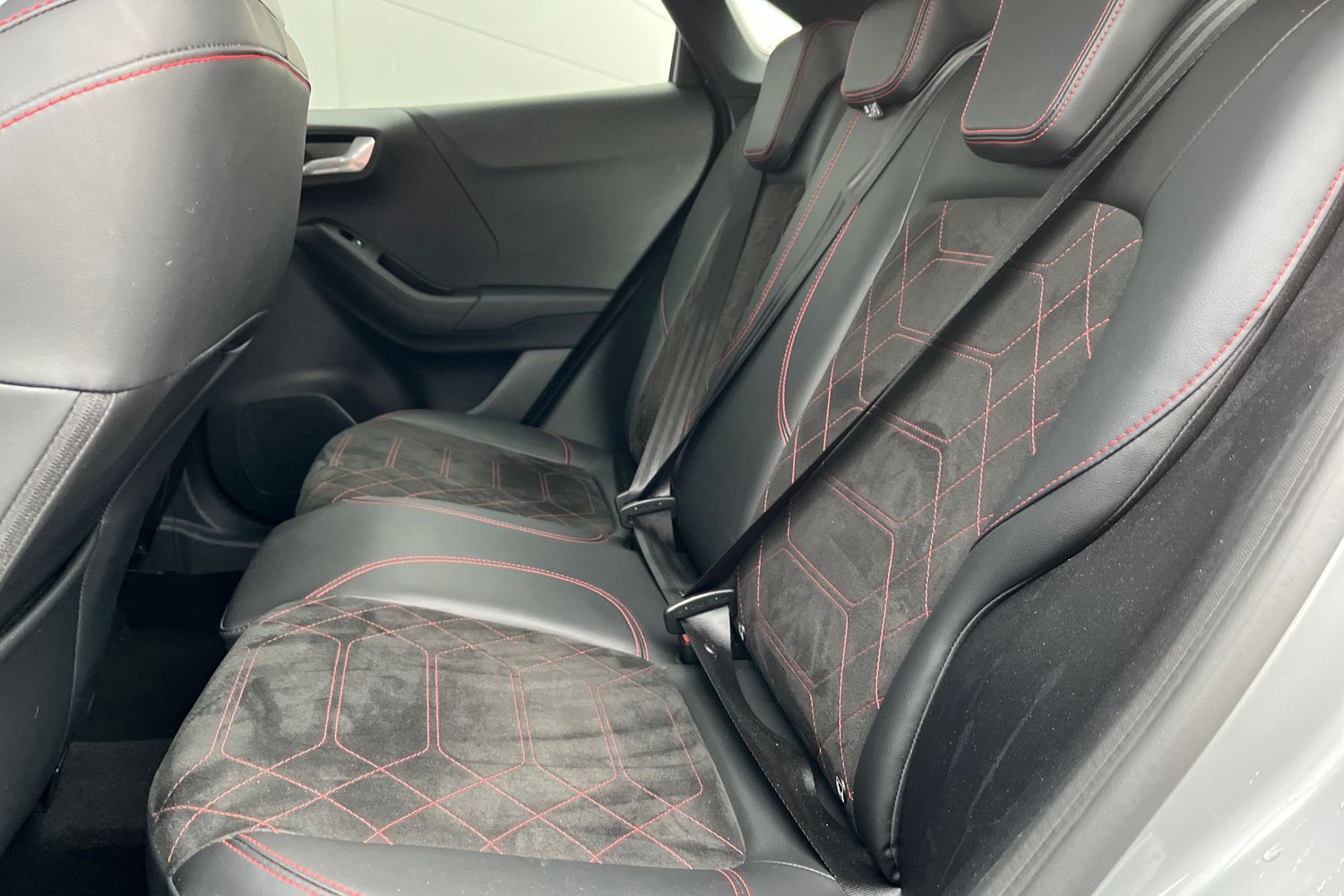 Ford PUMA Photo 19