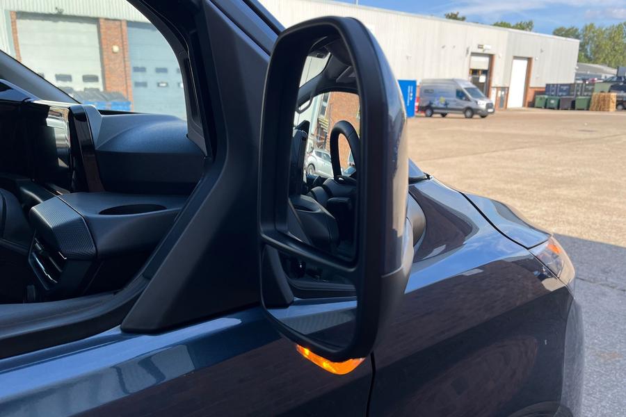 Ford TRANSIT CUSTOM Photo autoimg-b4387b59ea4ba45f4815661407a07b36db77c777.jpg