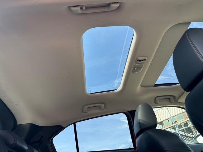 MITSUBISHI Eclipse Cross Photo 26