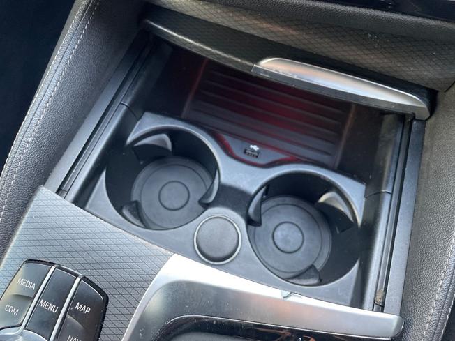 BMW 5 Series Photo 31