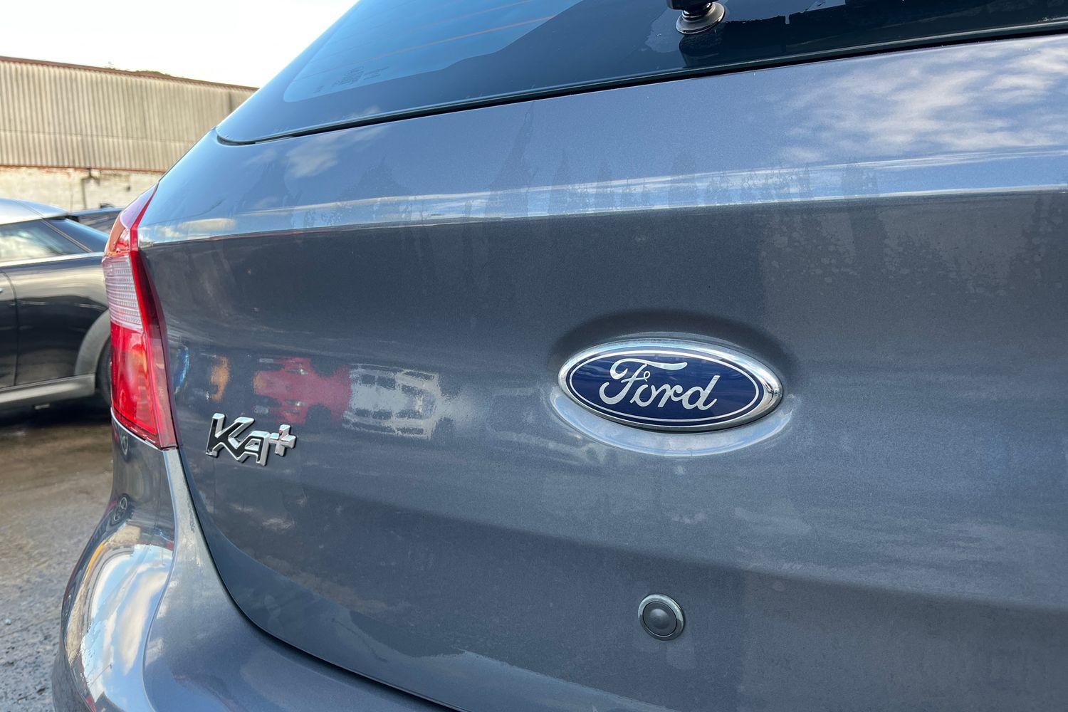 Ford KA+ Photo 39